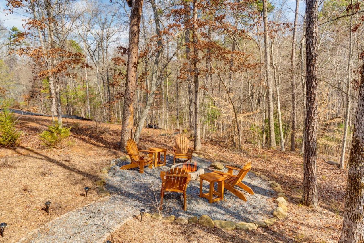 Hot-Tub 6 Seater, Fire-Pit, Master King Bed, Wineries, Pickleball, Resort Amenities Ellijay Extérieur photo