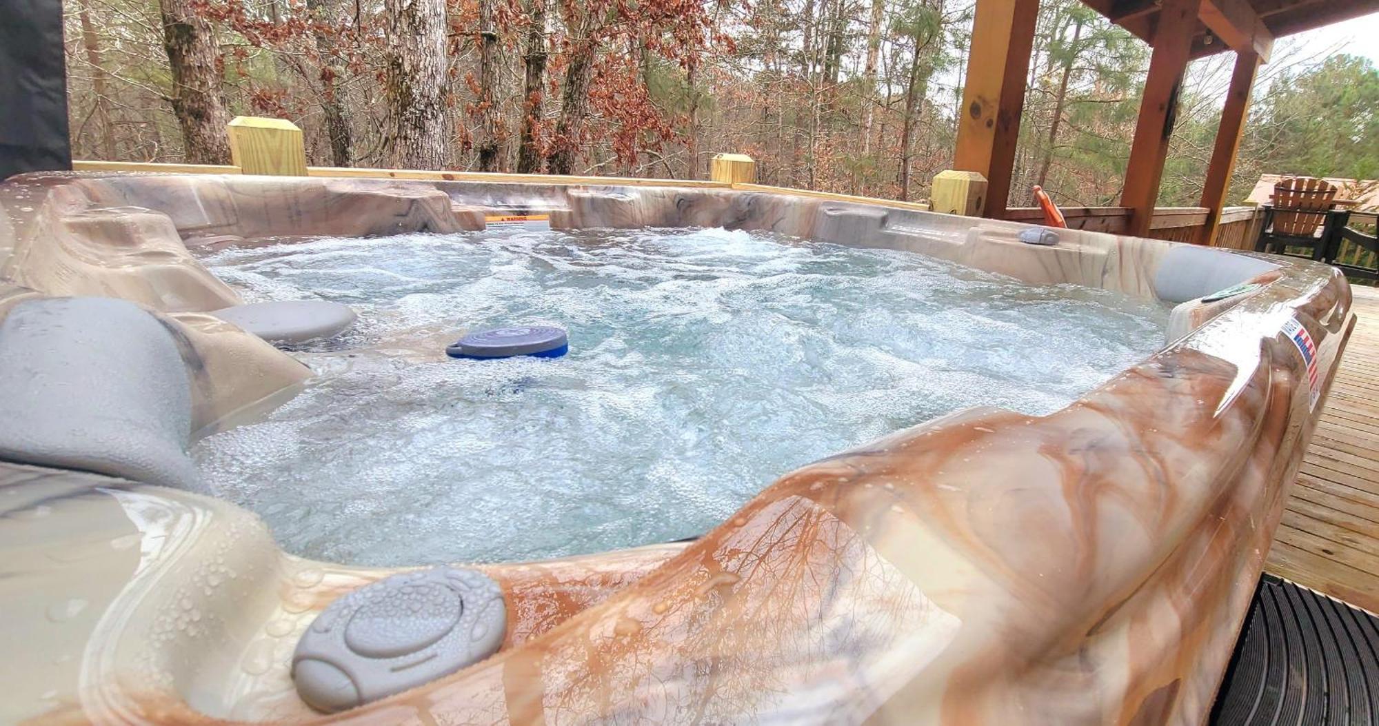 Hot-Tub 6 Seater, Fire-Pit, Master King Bed, Wineries, Pickleball, Resort Amenities Ellijay Extérieur photo