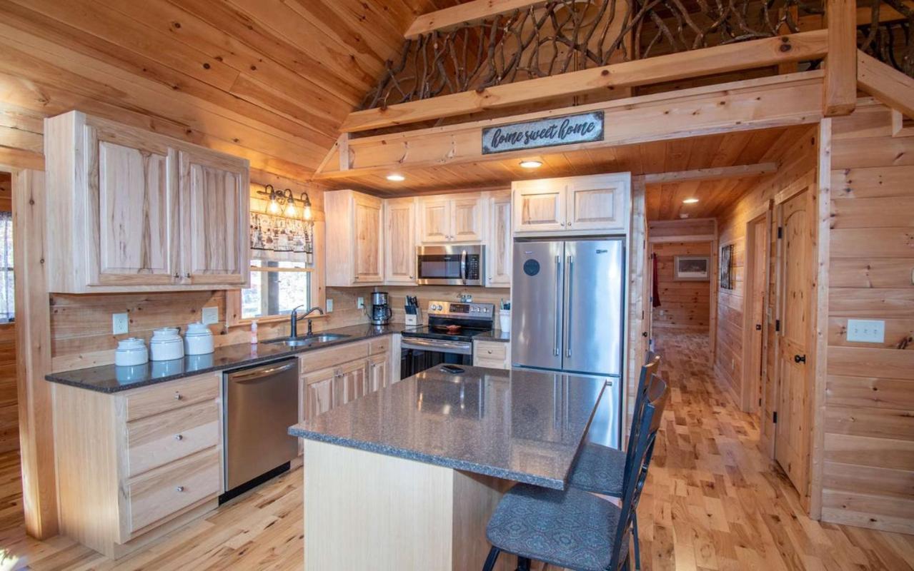 Hot-Tub 6 Seater, Fire-Pit, Master King Bed, Wineries, Pickleball, Resort Amenities Ellijay Extérieur photo